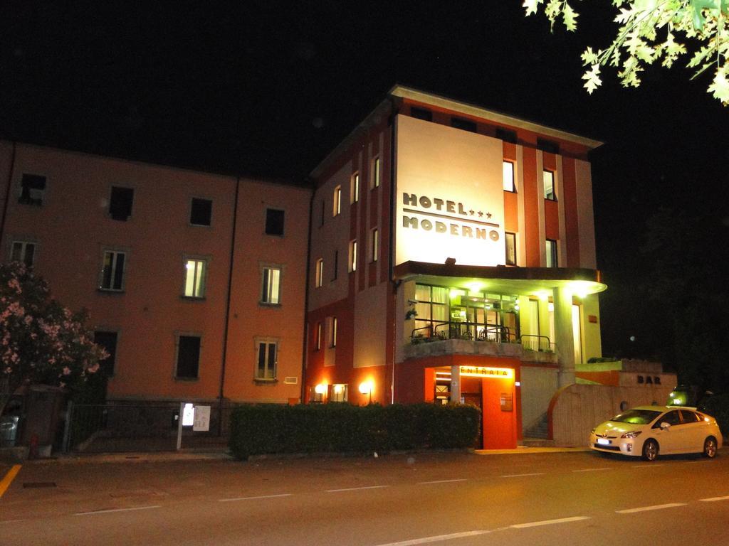 Hotel Moderno กรูเมลโลเดลมอนเต ห้อง รูปภาพ