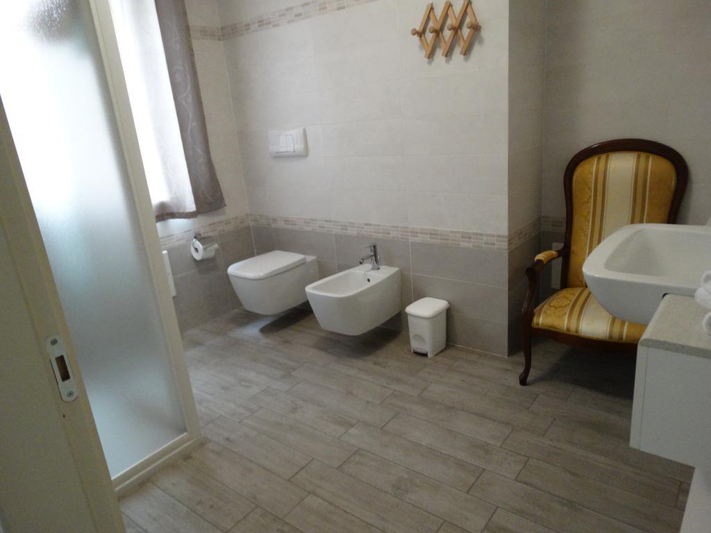 Hotel Moderno กรูเมลโลเดลมอนเต ภายนอก รูปภาพ