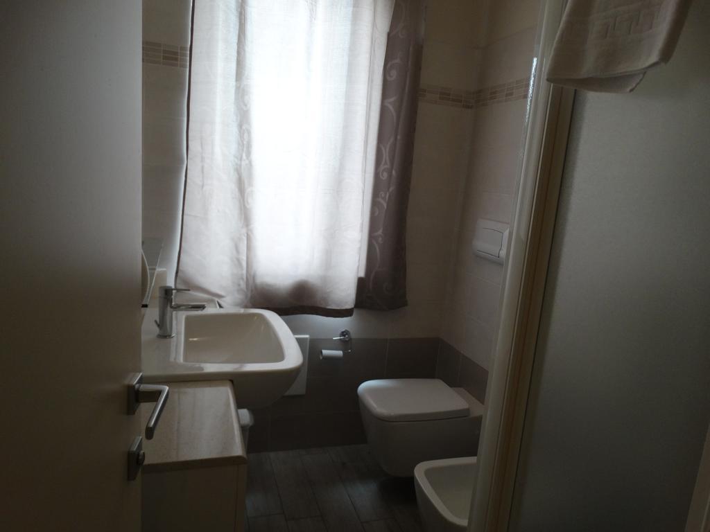 Hotel Moderno กรูเมลโลเดลมอนเต ภายนอก รูปภาพ